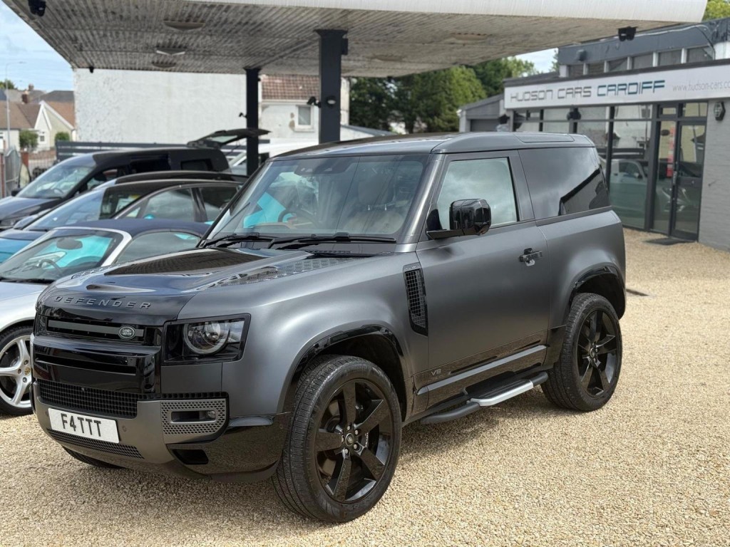 2023 Land Rover Defender 90